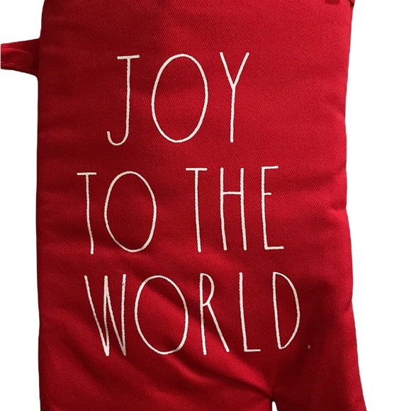 NEW Rae Dunn Holiday kitchen mitt/spatula/whisk 3 pc set “Joy to the world” - Picture 4 of 5